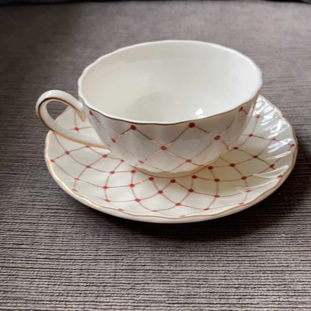 Grace Tea ware red polka dot/gold lines cup/saucer - Picture 3 of 8